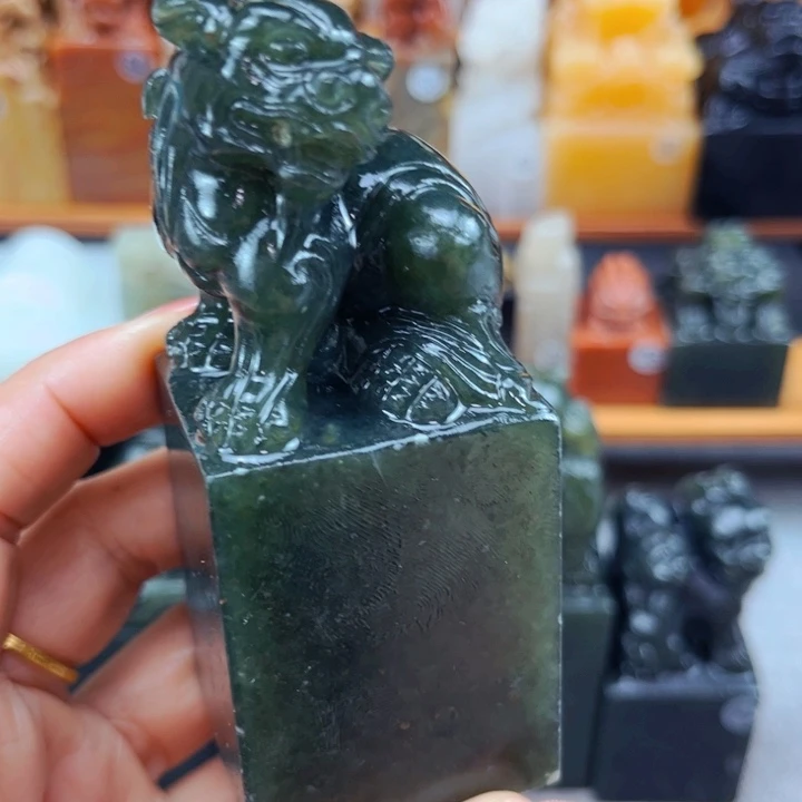 寿山石印石得**然闪购商品瑕疵料
