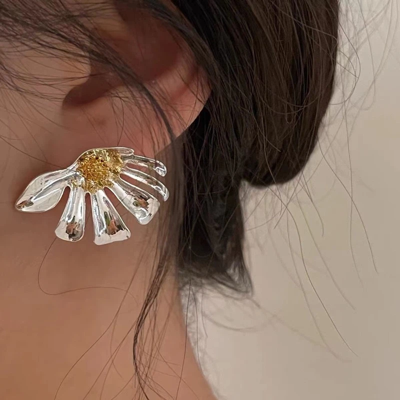 合金耳饰 个性设计感向日葵花朵耳饰