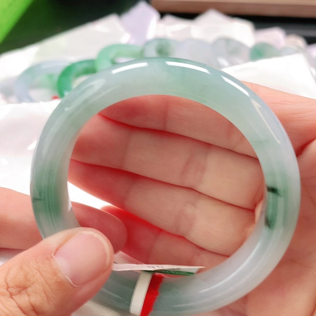 翡翠手镯未镶嵌55正