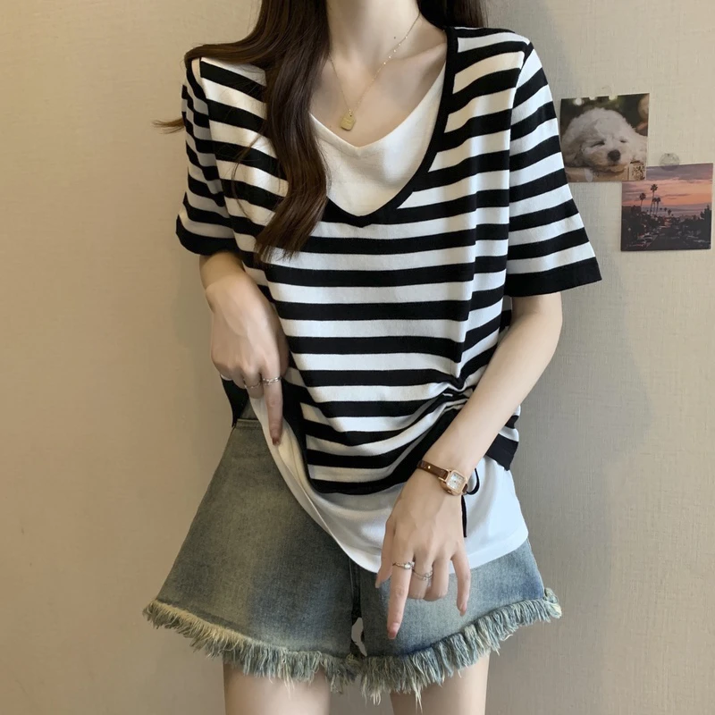 大码假两件短袖冰丝T恤女夏季条纹打底衫微胖mm遮肉显瘦洋气上衣