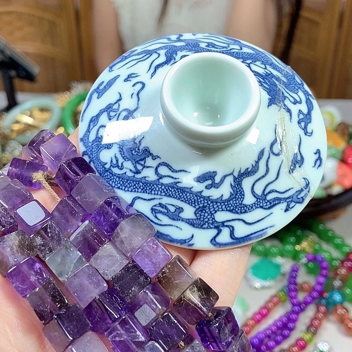 瓷片不会哈哈哈哈哈哈哈哈哈哈