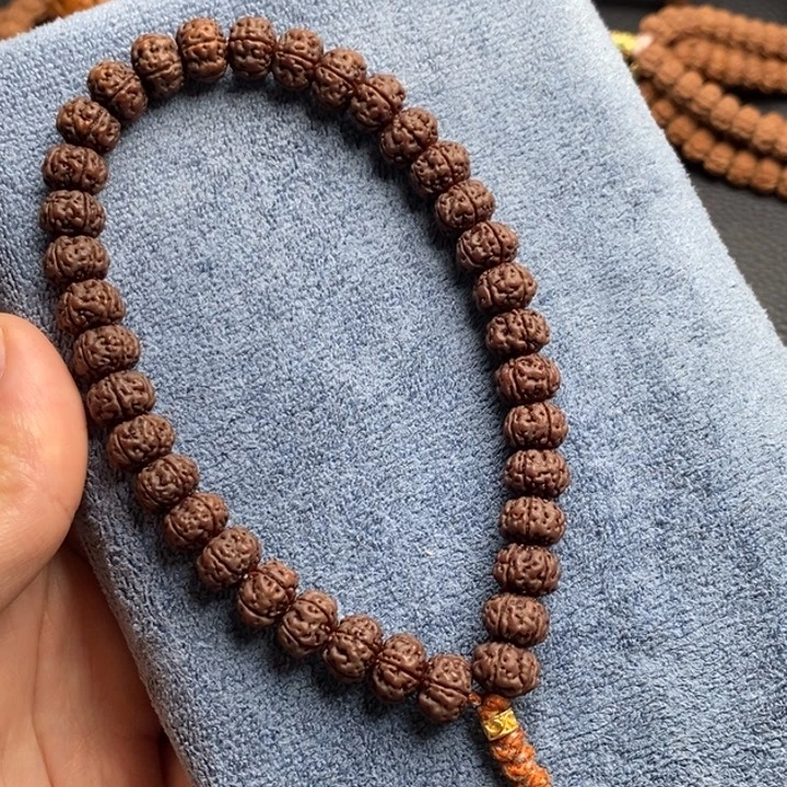 金刚菩提吊坠老树王