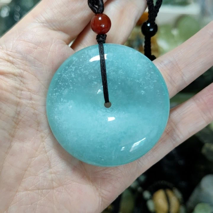 岫玉未镶嵌平安扣