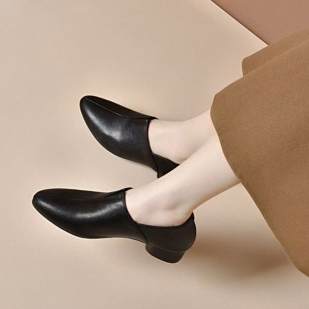 2025新款时尚百搭粗跟单鞋女四季软底职业工作鞋百搭小皮鞋