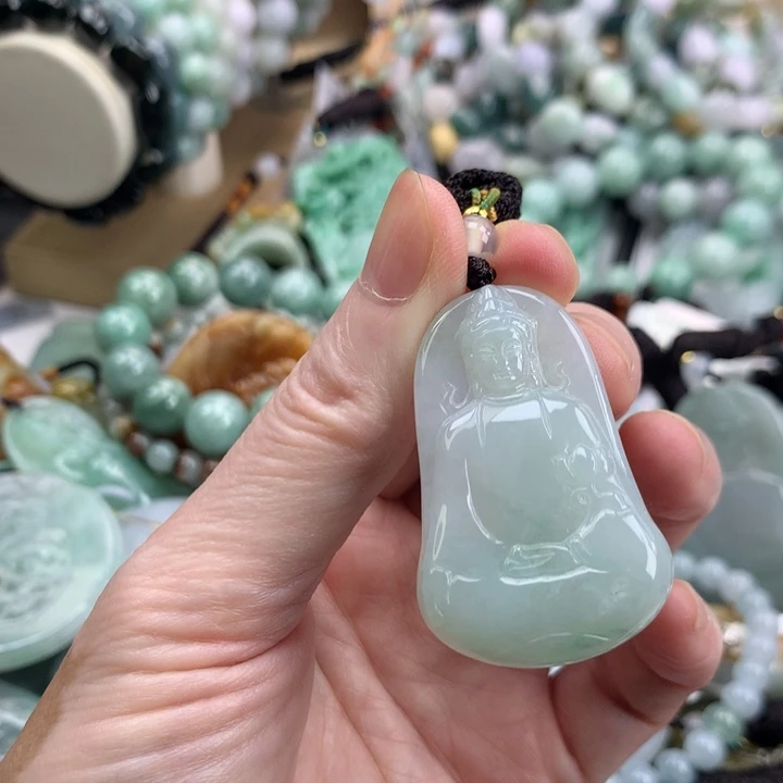 翡翠未镶嵌颈饰吊坠