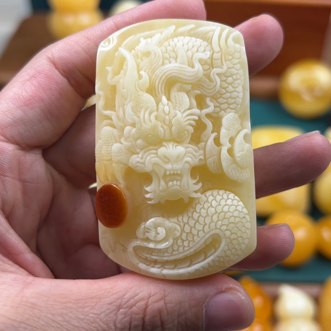 琥珀未镶嵌颈饰纯天然琥珀蜜蜡无优化