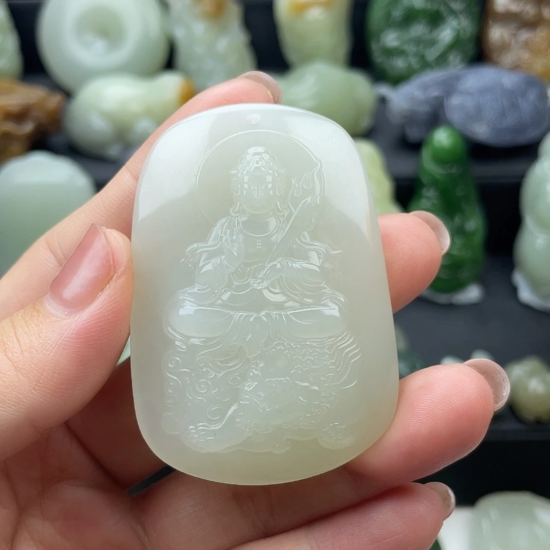 和田玉未镶嵌颈饰