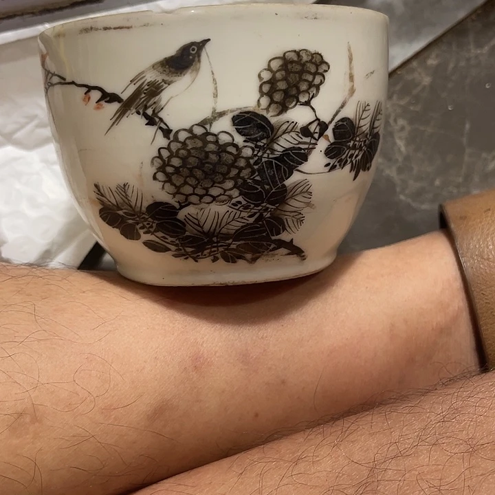 罐三****?小糖缸有残了的