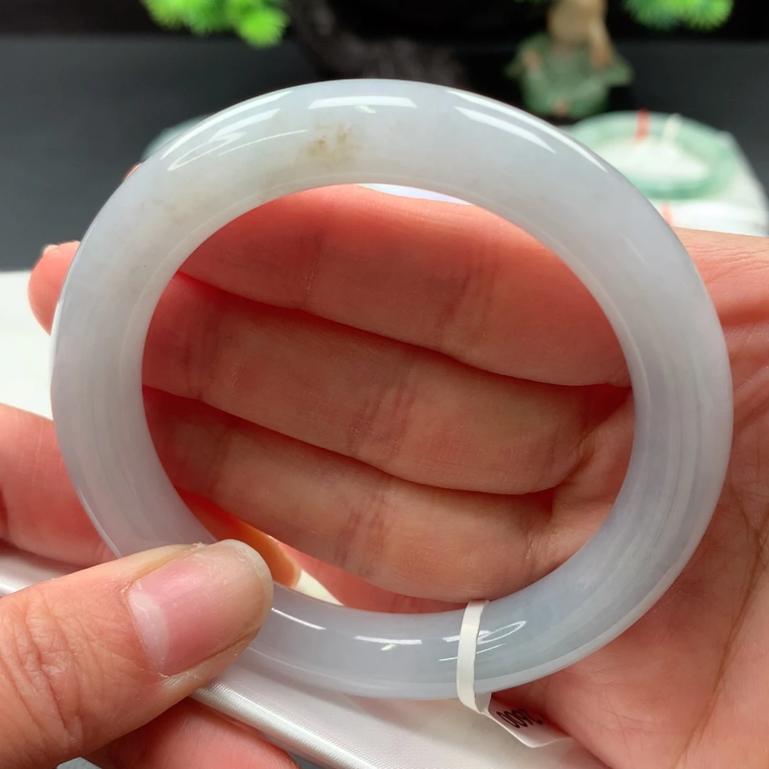 翡翠手镯未镶嵌56天空蓝带洒金