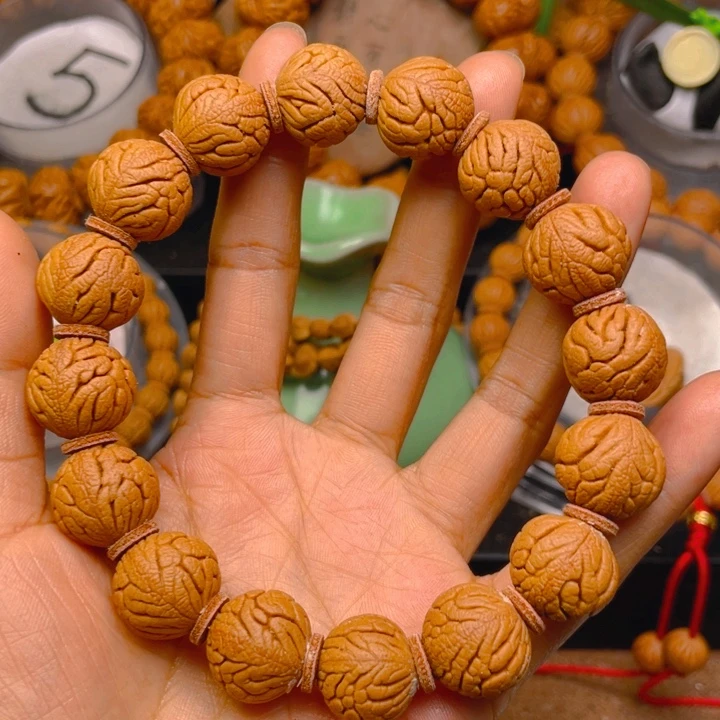 吊坠桃核绣绣绣绣11111