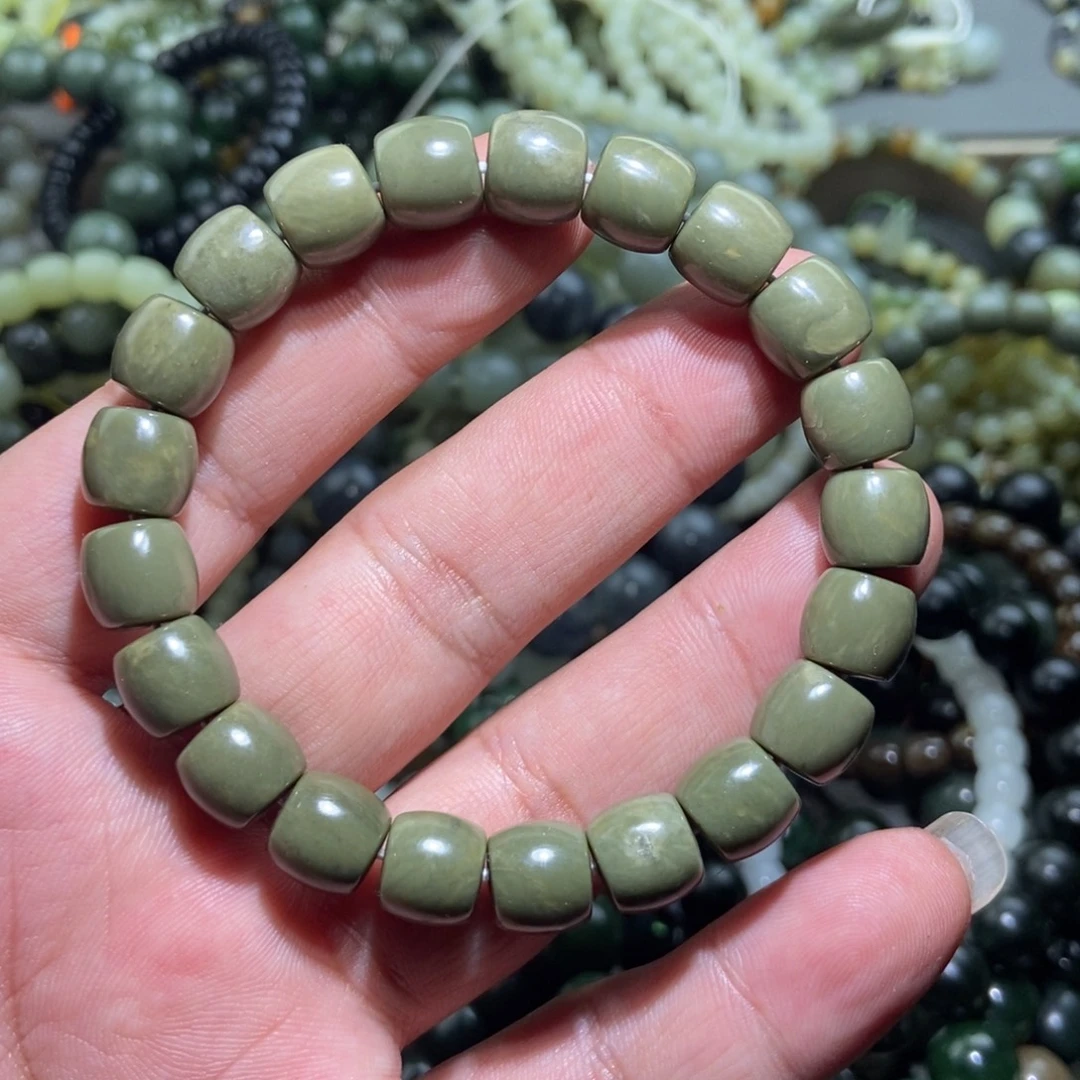 和田玉（糖玉）未镶嵌手链