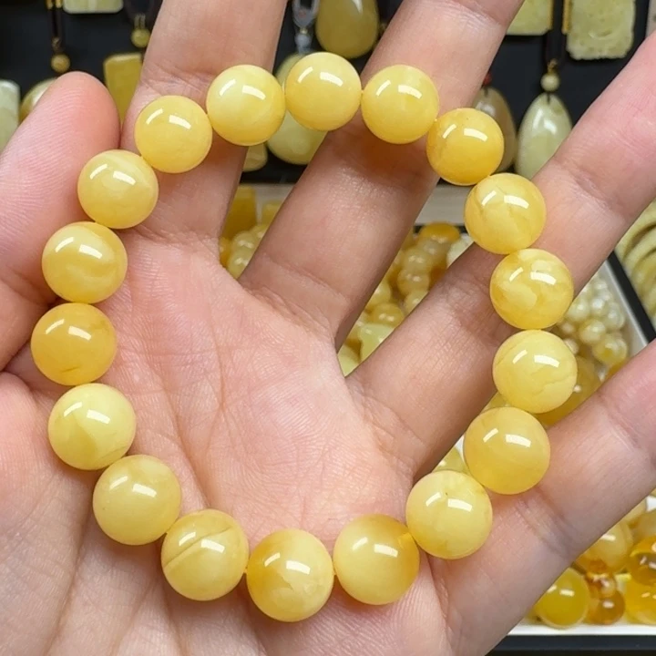 蜜蜡未镶嵌珠宝奇石
