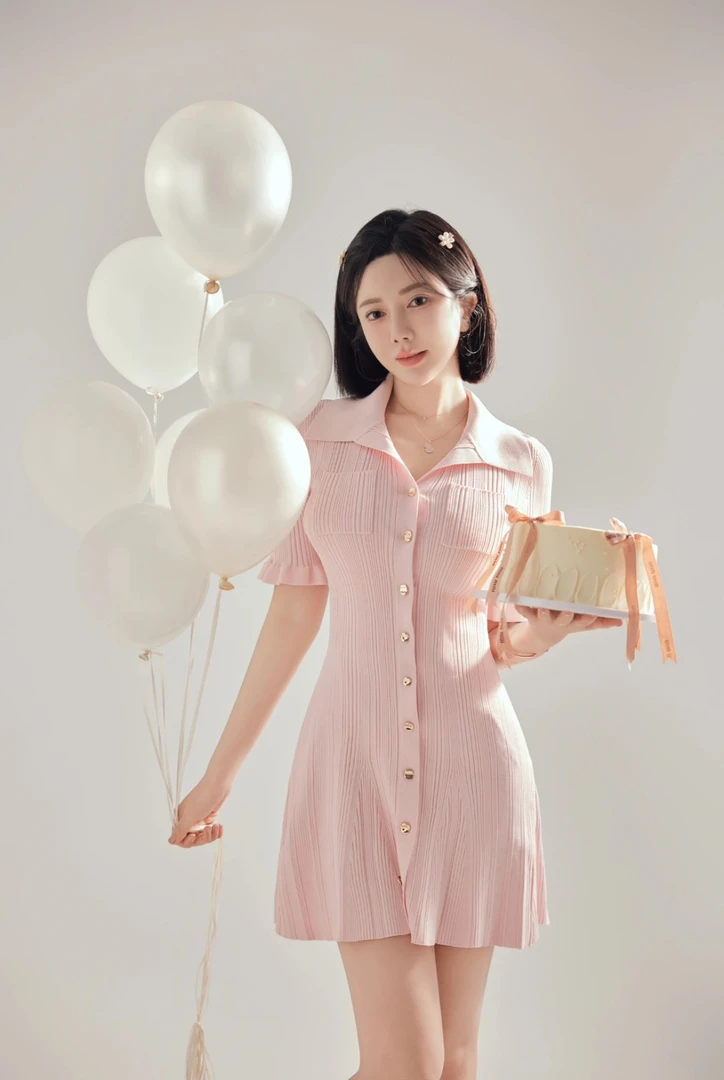 2025早春SP少女粉甜美衬衫领木耳边袖收腰伞裙鱼尾针织显瘦连衣裙