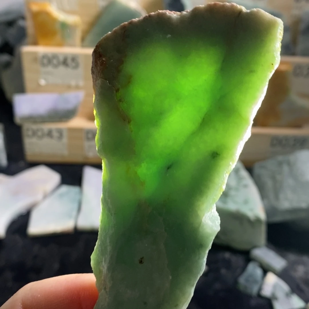 颈饰未镶嵌翡翠天然翡翠