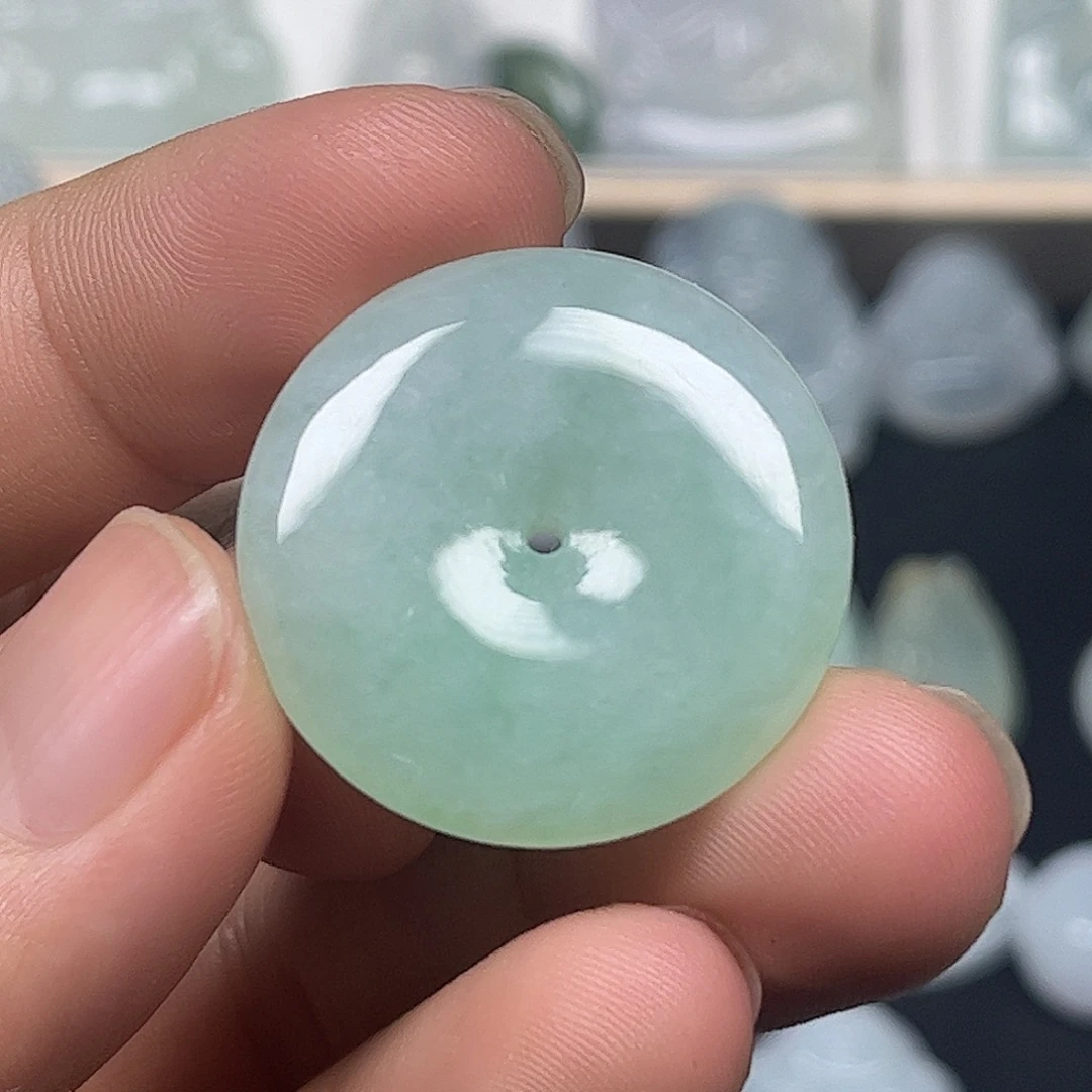 翡翠未镶嵌颈饰缅甸天然翡翠