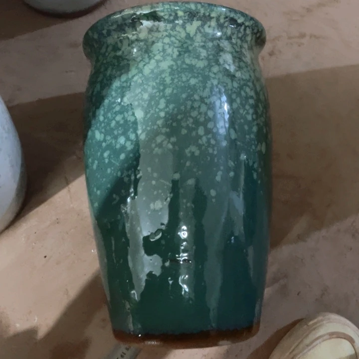 紫砂花盆口径20高度32一只小瑕疵