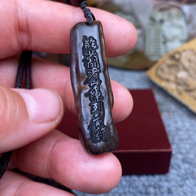 【闪购商品】原石雕刻手把件
