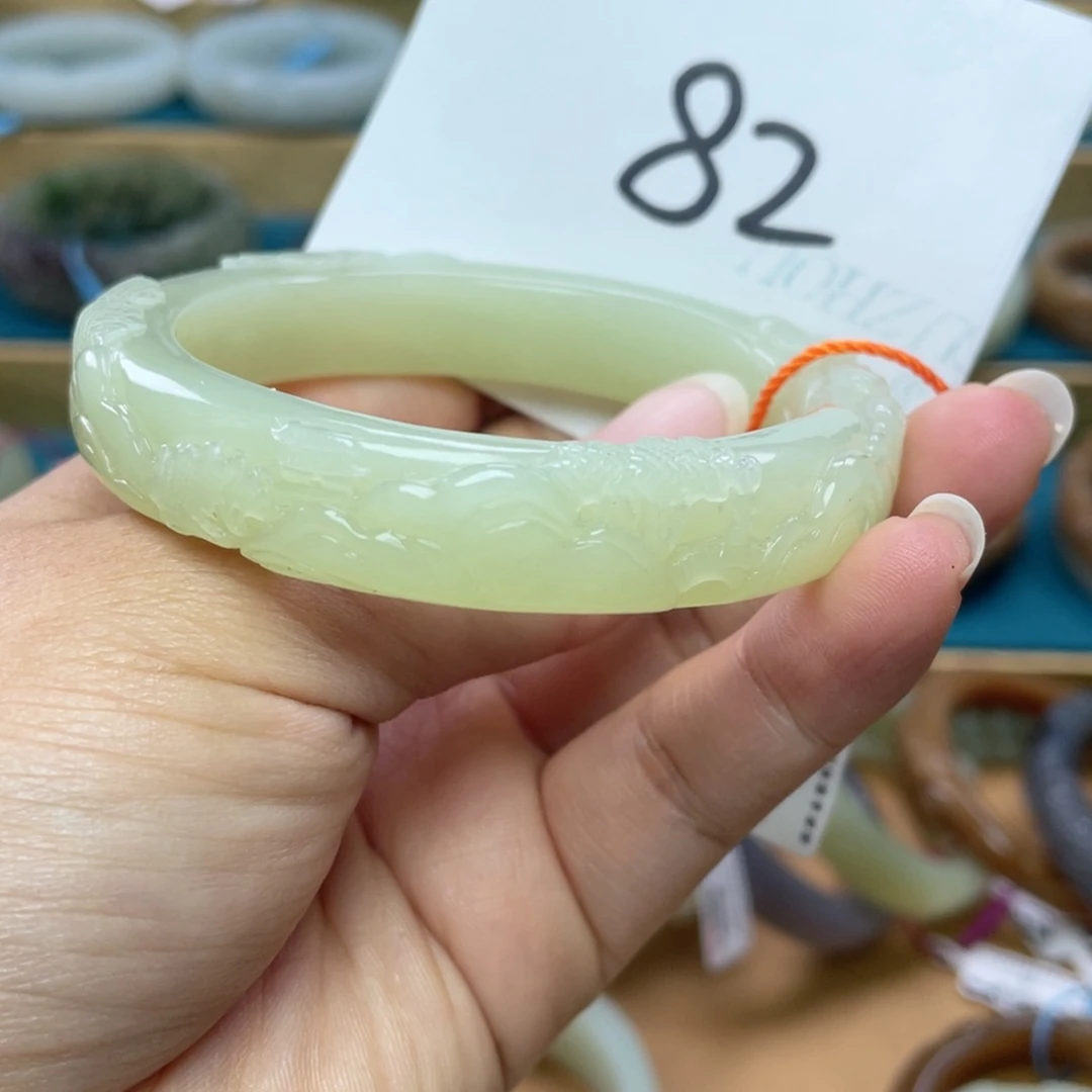 未镶嵌手镯和田玉圈口57
