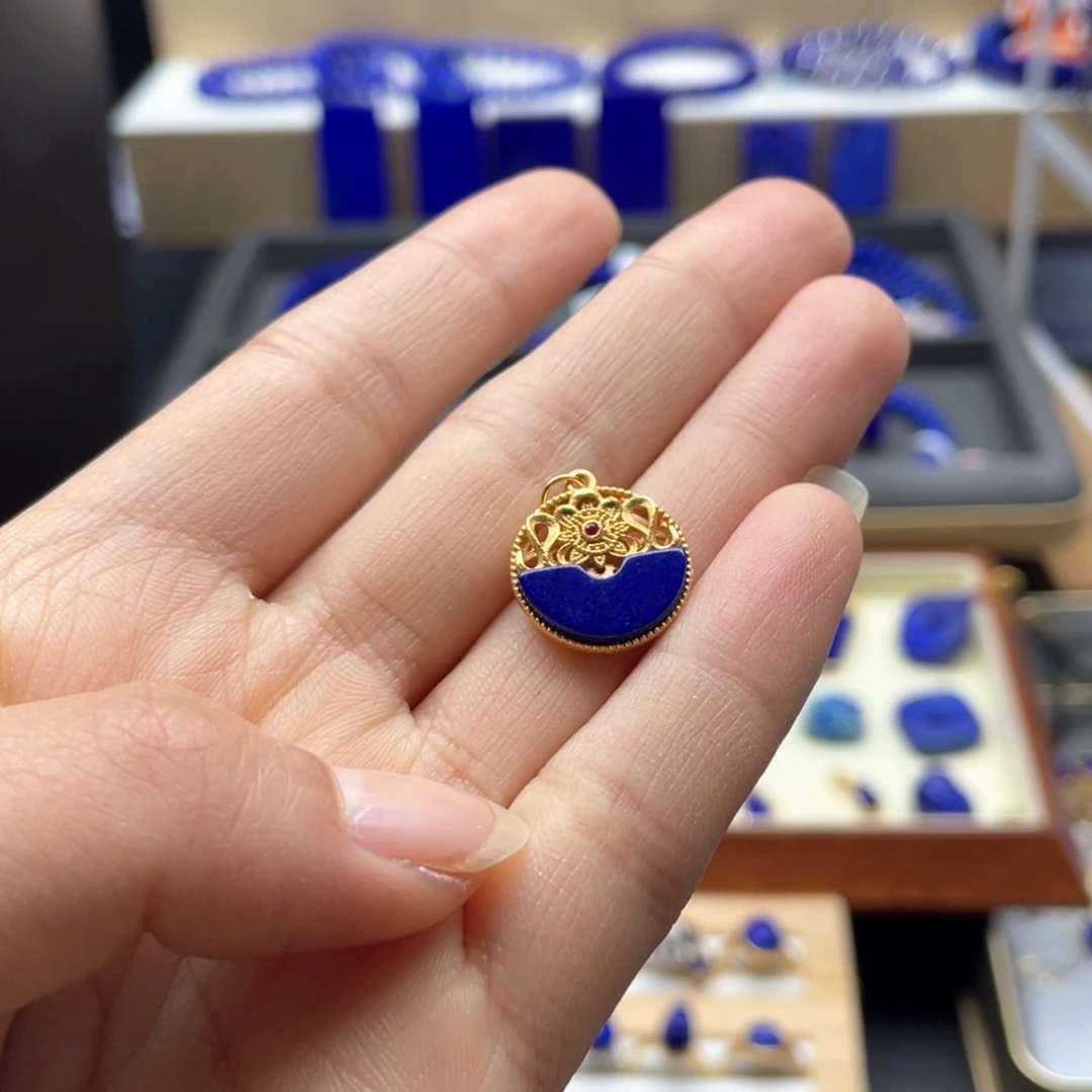 银S925镀金镶嵌青金石吊坠一**阳
