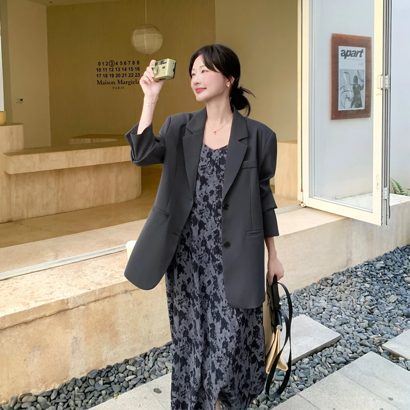 高级感西装碎花吊带裙2025春秋新款小众轻奢韩系ins风时尚套装裙