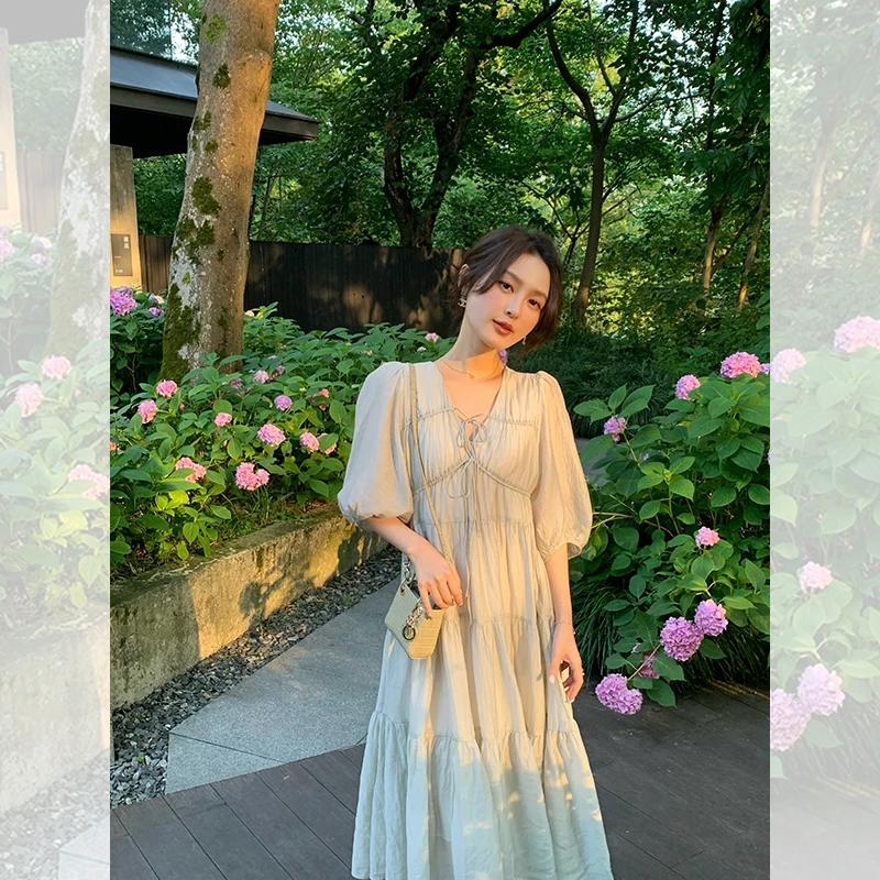 月光奏鸣-松弛感连衣裙女 定制女装宽松遮肉v领泡泡袖裙 QL242064