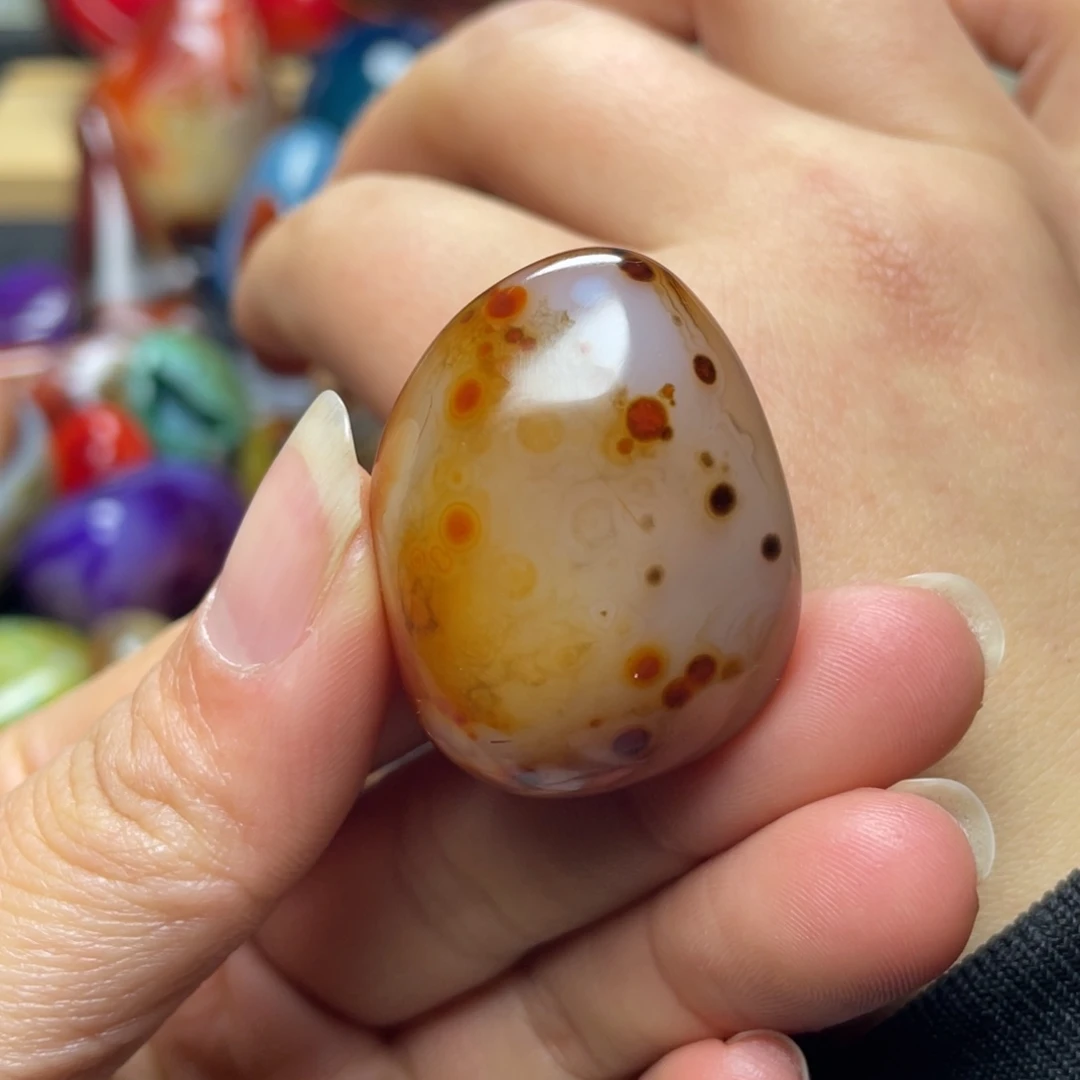 玛瑙/玉髓未镶嵌珠宝奇石