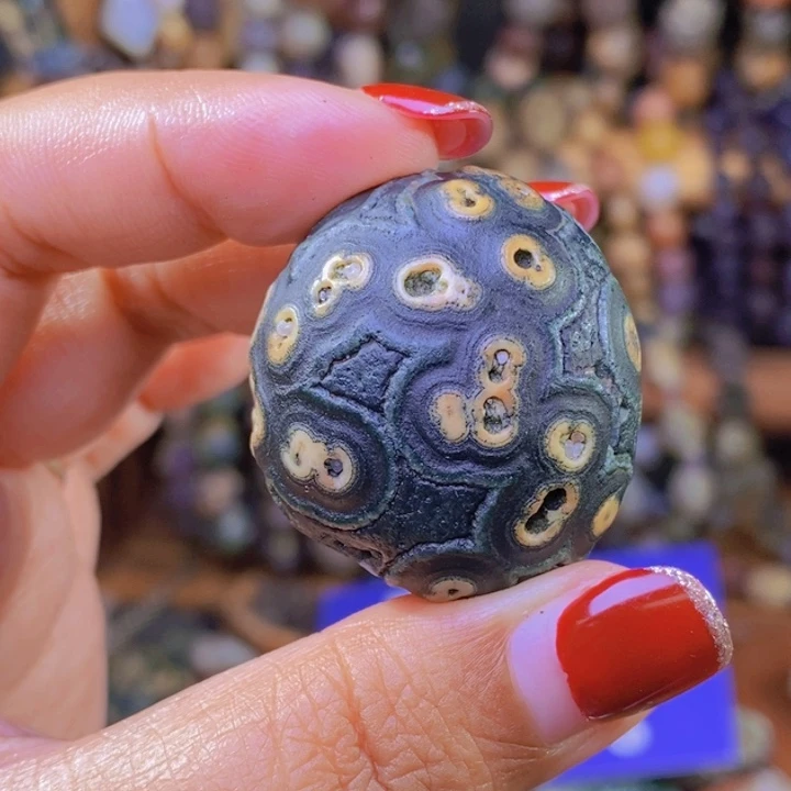 玛瑙/玉髓珠宝半成品未镶嵌若**?