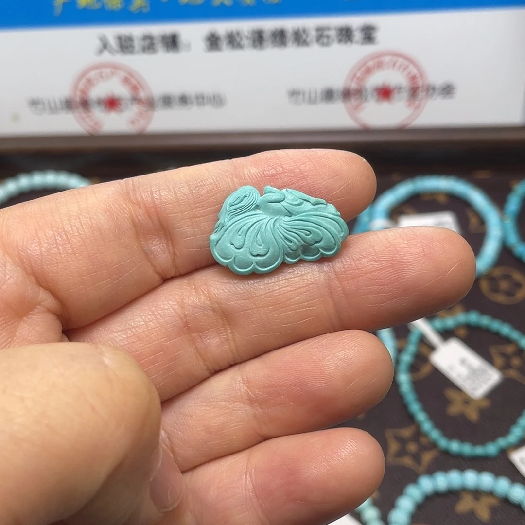 绿松石未镶嵌珠宝奇石016