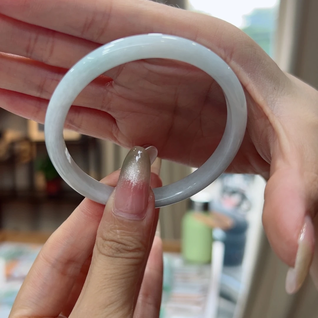 用***3翡翠未镶嵌手镯买断