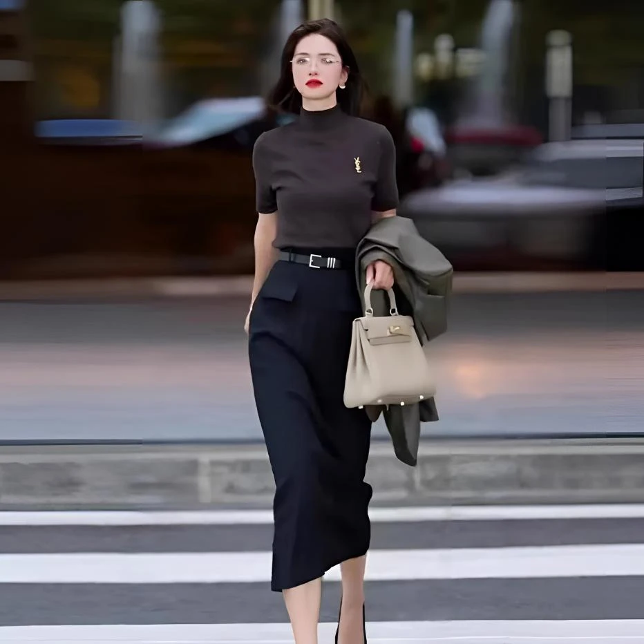 欧若风夏季约会显瘦网红针织时尚休闲新款女装轻奢气质名媛轻熟