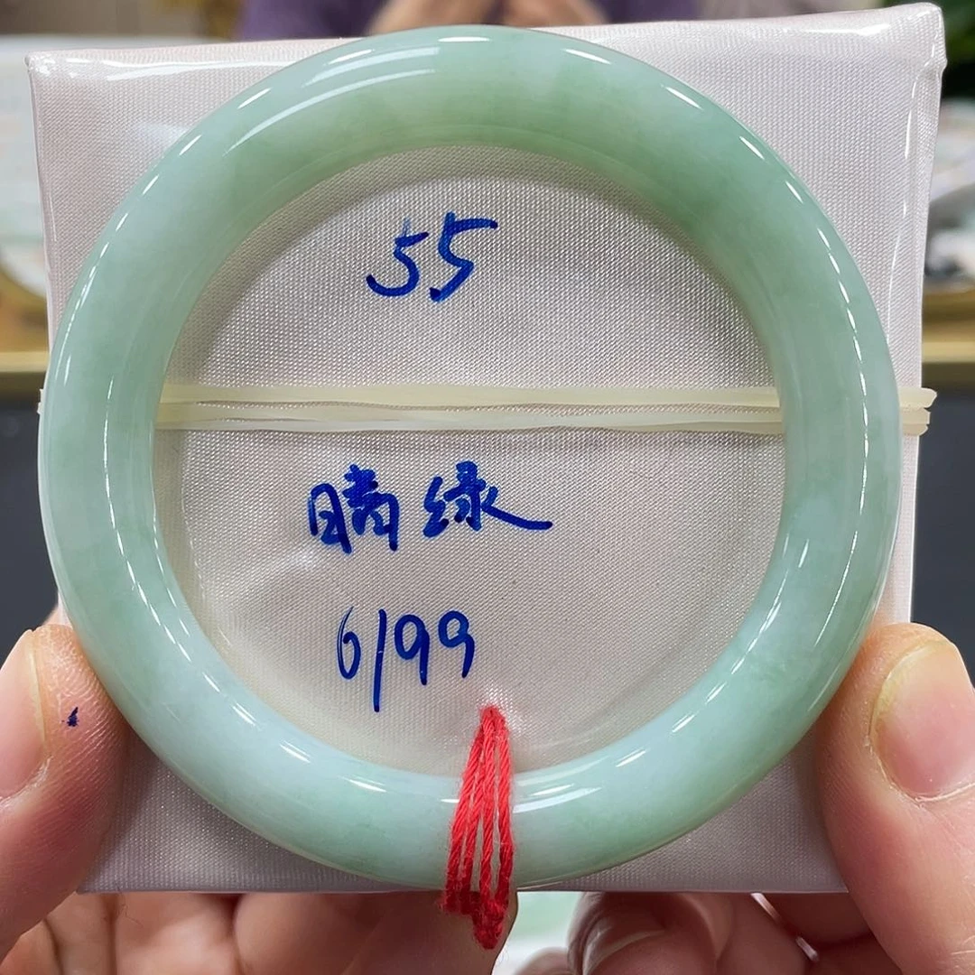 未镶嵌手镯翡翠翡翠