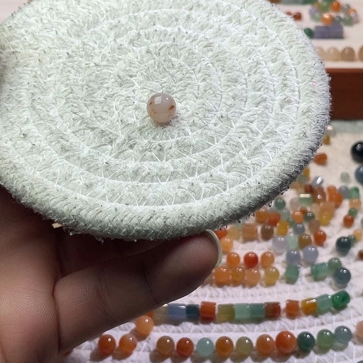 翡翠散珠未镶嵌定制翡翠卡8.9
