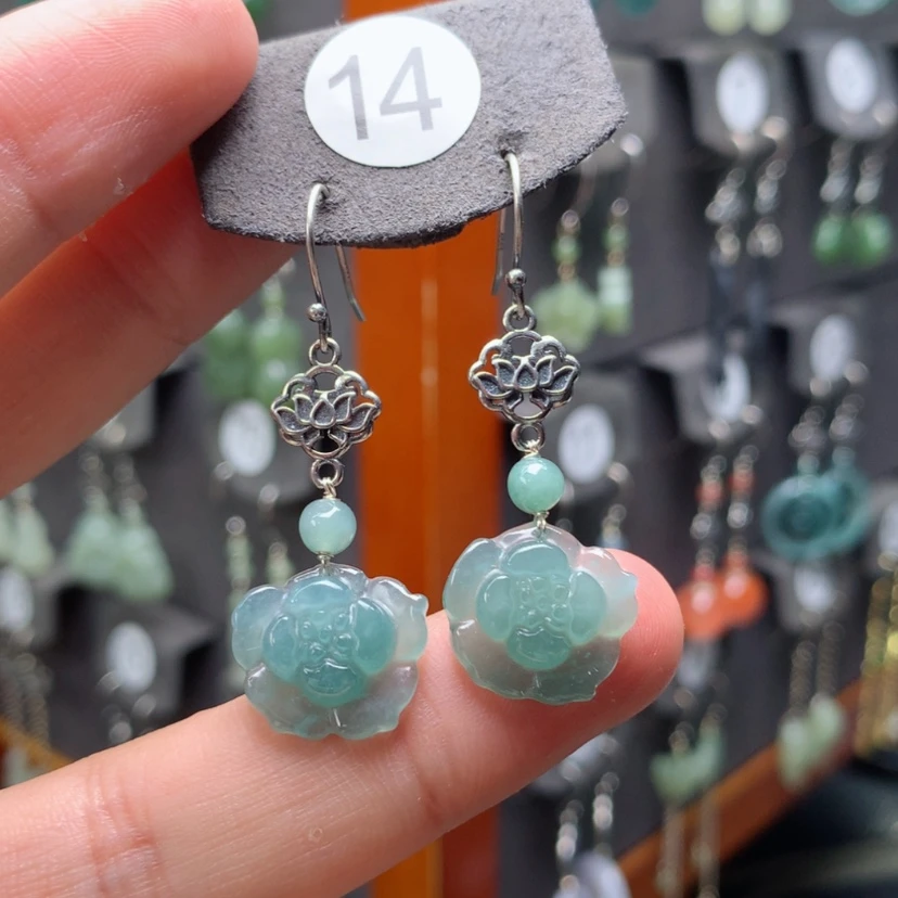 【闪购商品】翡翠银S925镶嵌耳饰满意