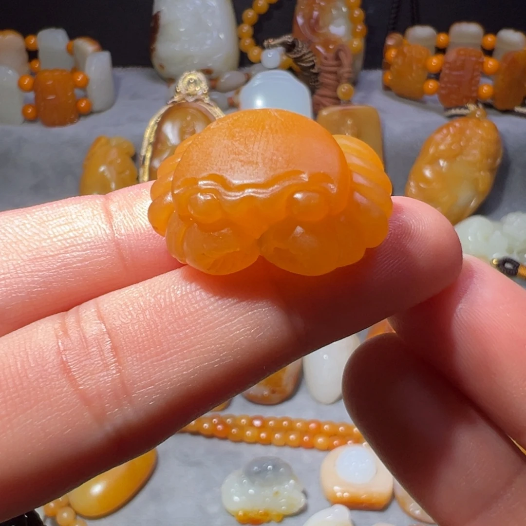 和田玉未镶嵌吊坠(不含链)