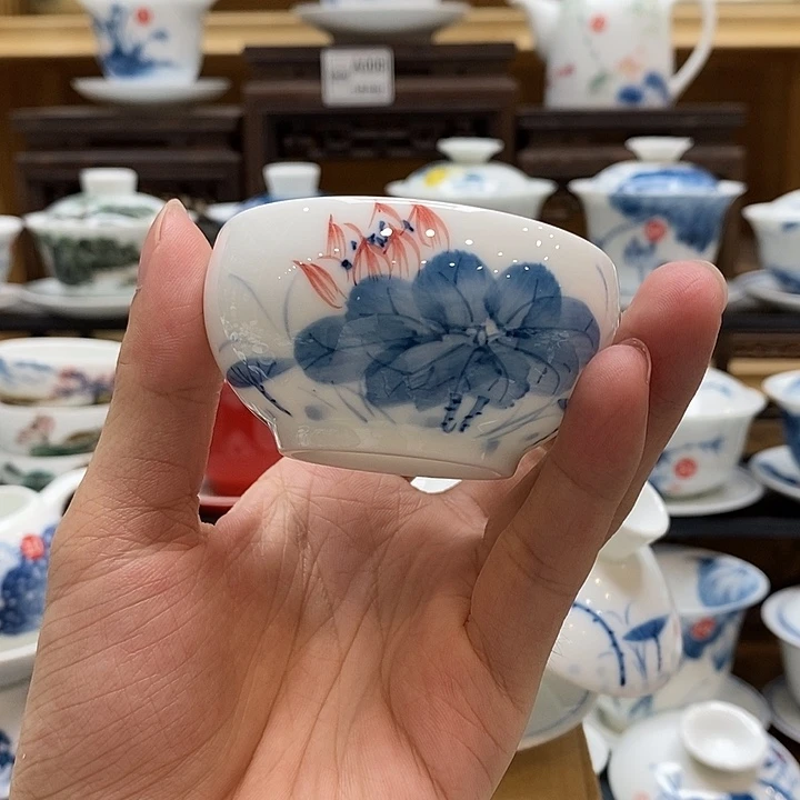 大***车手绘热粉色荷花主人杯65cc釉下彩微瑕福利款