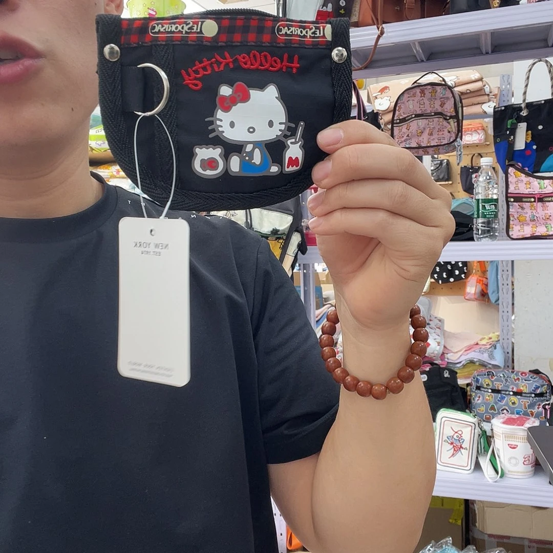 PU化妆包等产品和产品