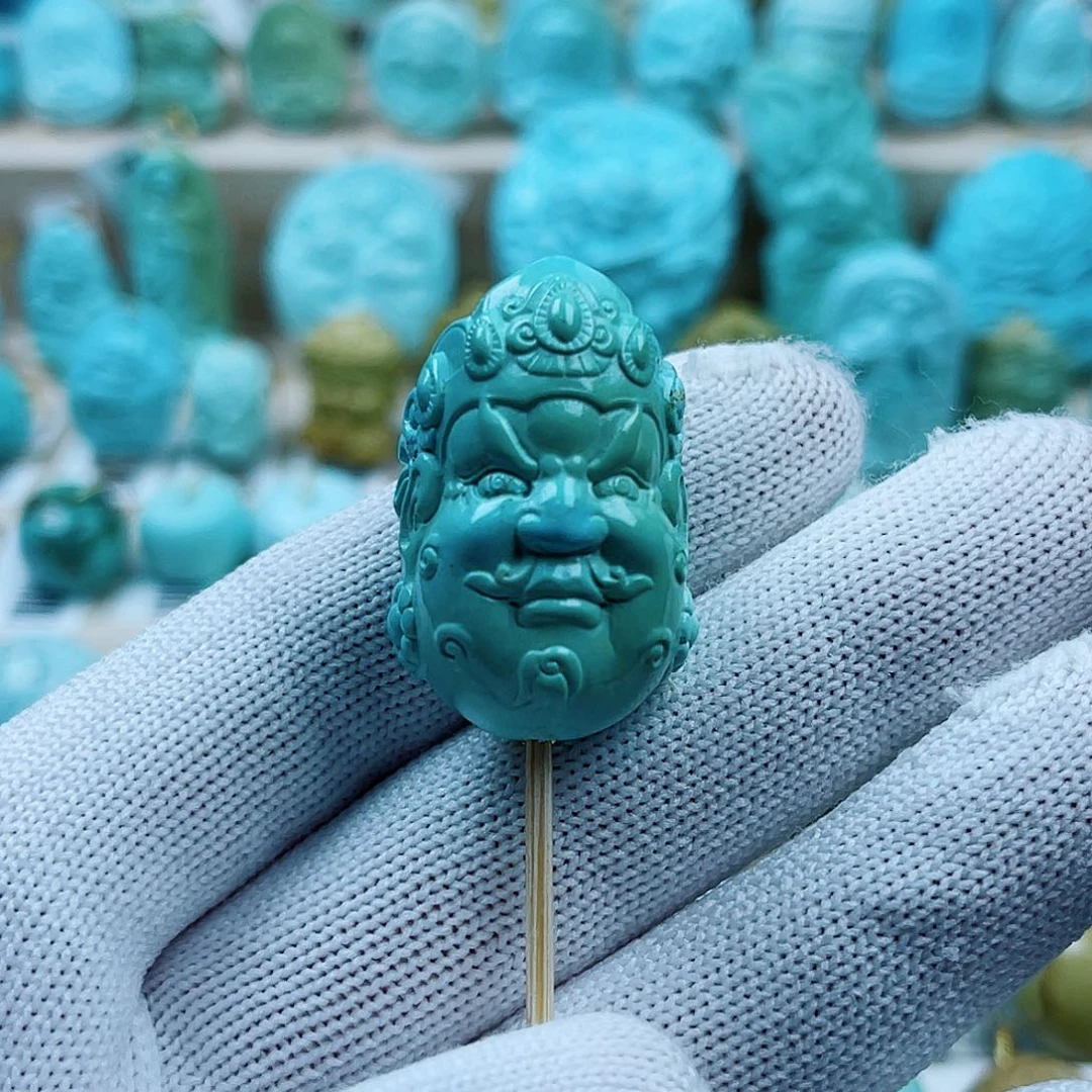 绿松石未镶嵌珠宝奇石