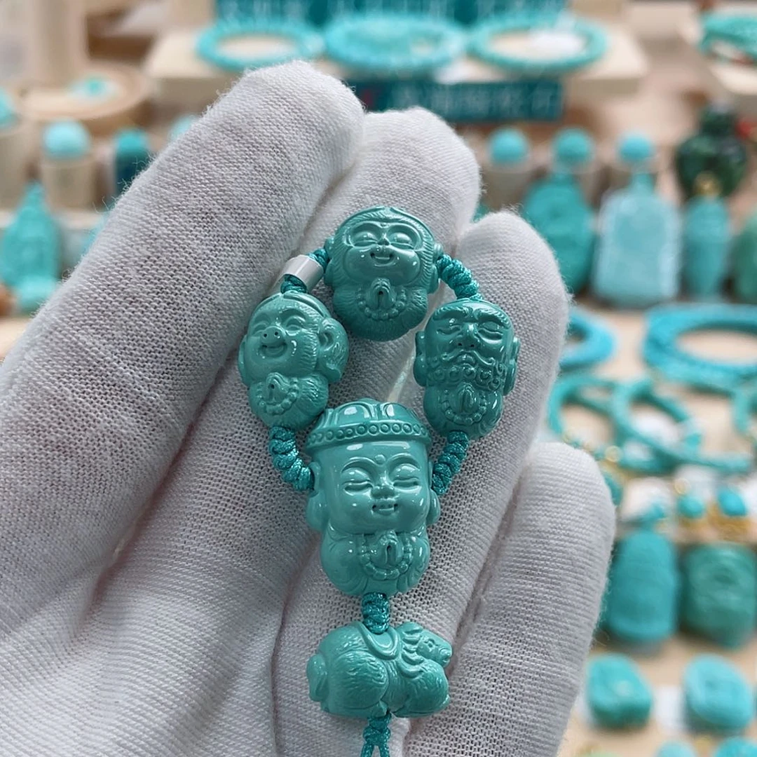 绿松石未镶嵌珠宝奇石