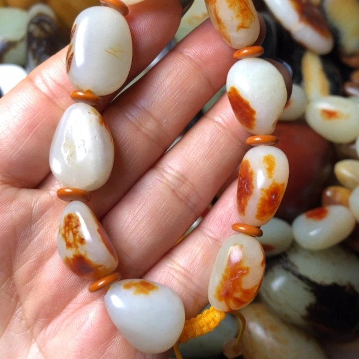 和田玉未镶嵌珠宝奇石