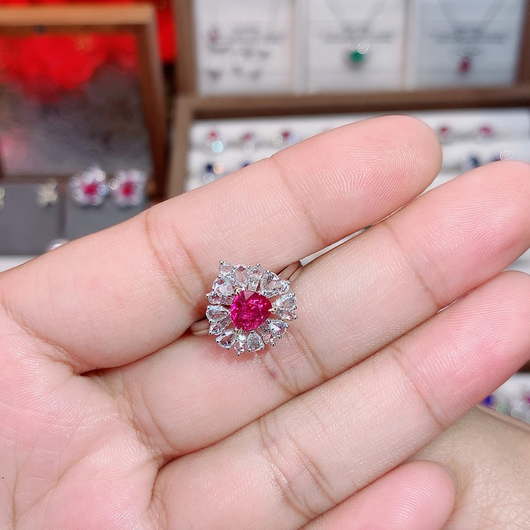 戒指18K金镶嵌红宝石1.01ct/七天无理由