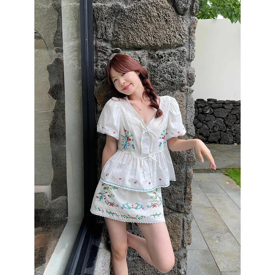 实拍 大码甜美重工花朵刺绣上衣短袖衬衫+半身裙两件套女