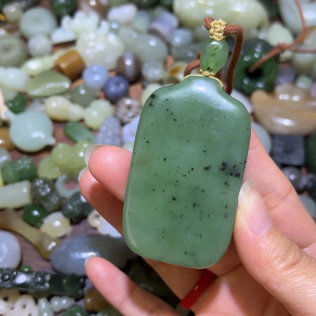 和田玉未镶嵌珠宝半成品