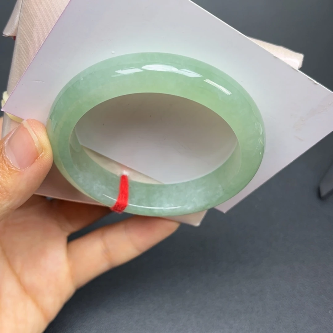 翡翠未镶嵌手镯手镯