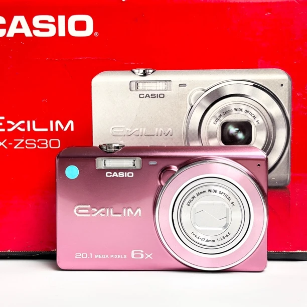 95新 Casio/卡西欧 zs30爆款2010万像素6倍光学变焦复古ccd相机