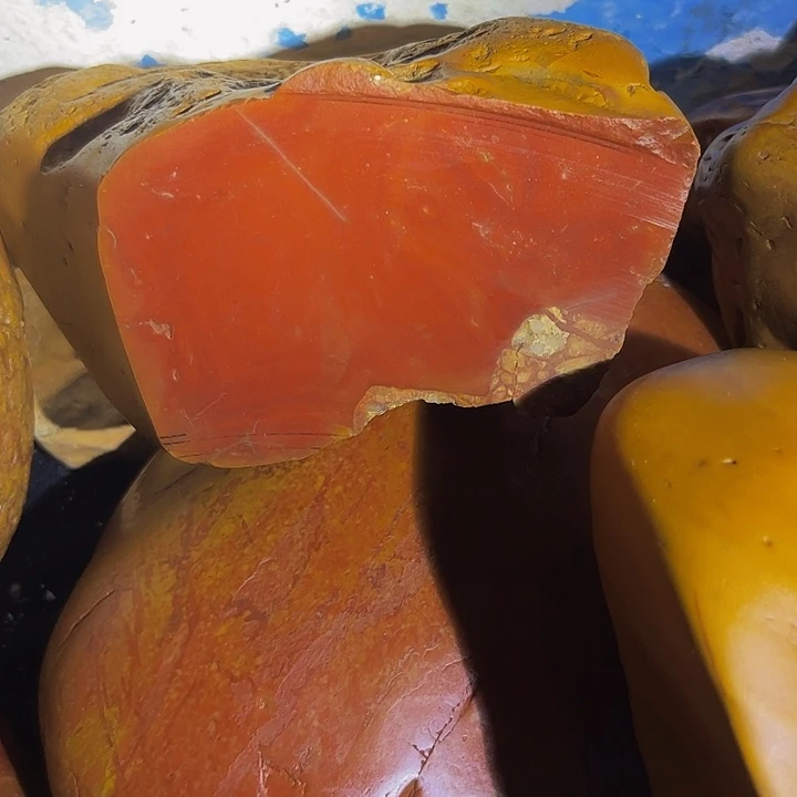 江西石孟*黄蜡石的设计