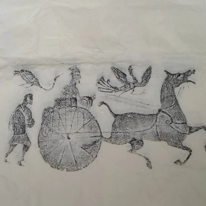 昌化石印石车马出行图拓片一张四尺三开的纸