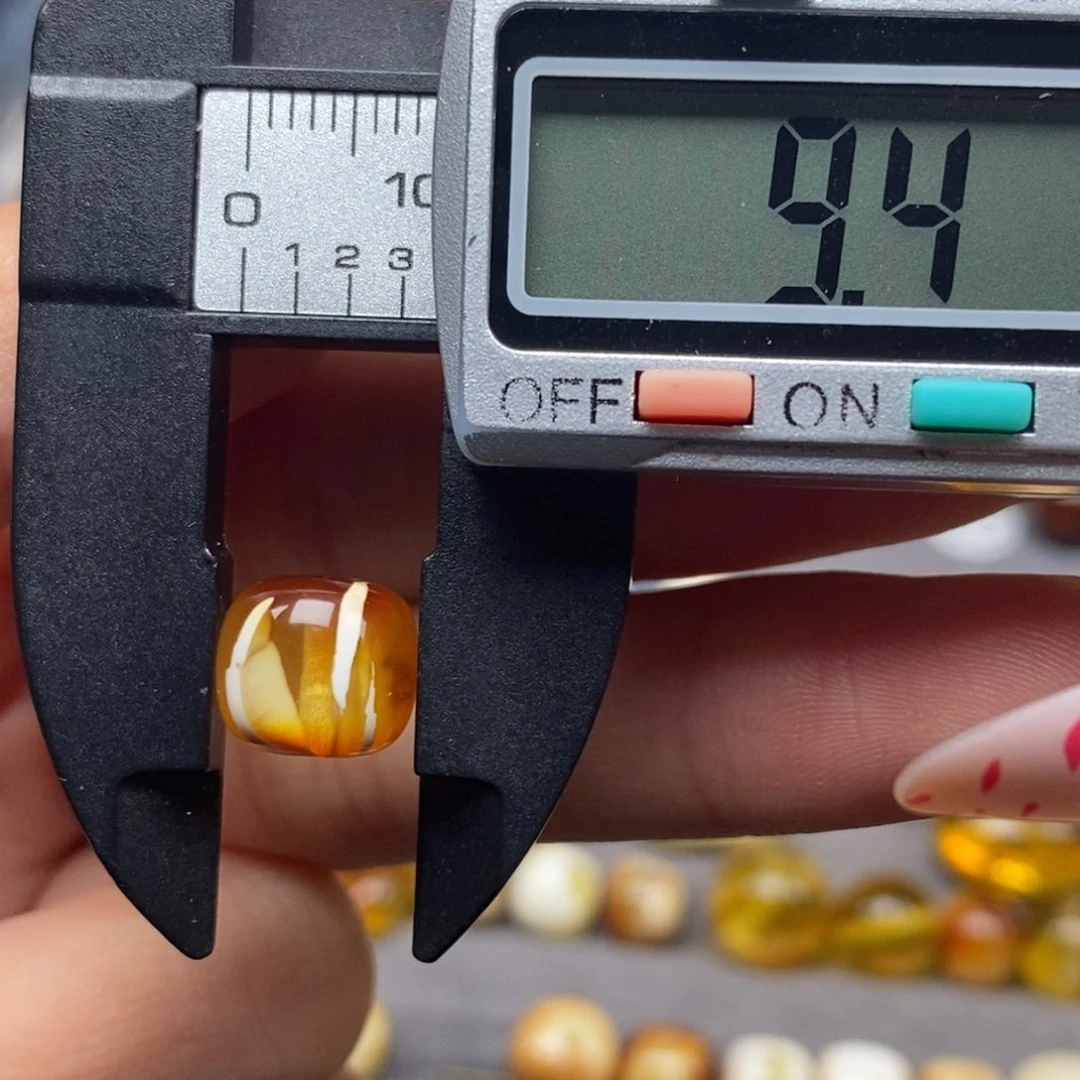 未镶嵌蜜蜡珠宝奇石西****术