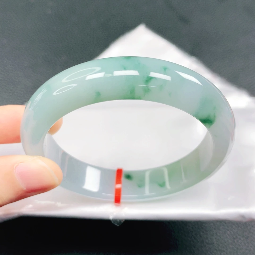 翡翠未镶嵌手镯55圈