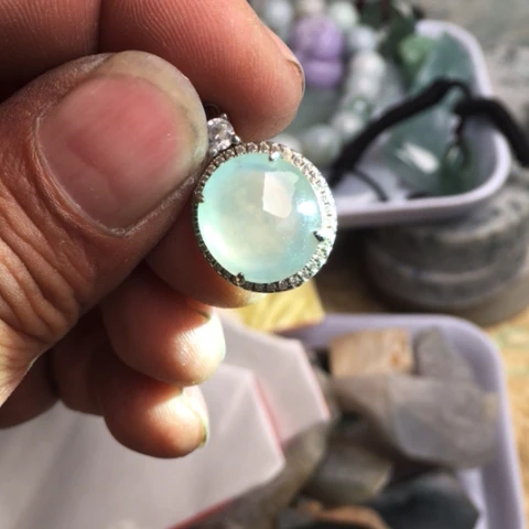 翡翠散珠天然翡翠