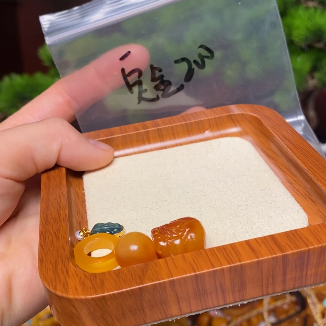 【闪购商品】未镶嵌蜜蜡裸石单珠跑环貔貅
